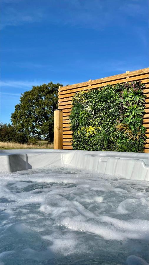 Eastridge Glamping Villa Shrewsbury Buitenkant foto