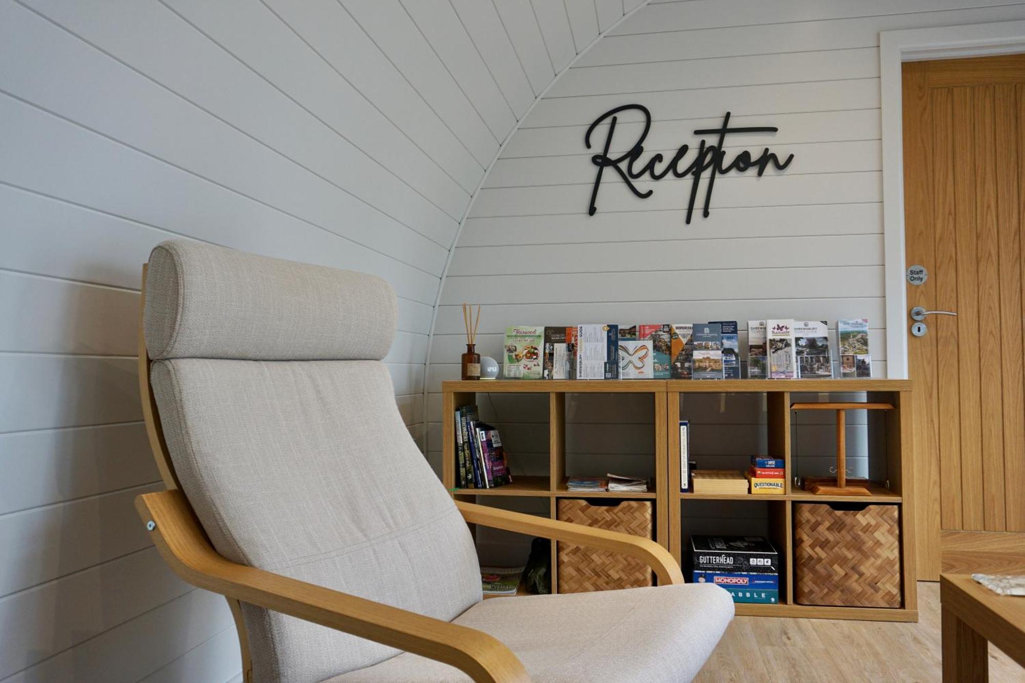 Eastridge Glamping Villa Shrewsbury Buitenkant foto